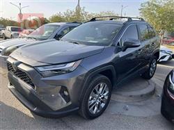 تۆیۆتا ڕاڤ 4